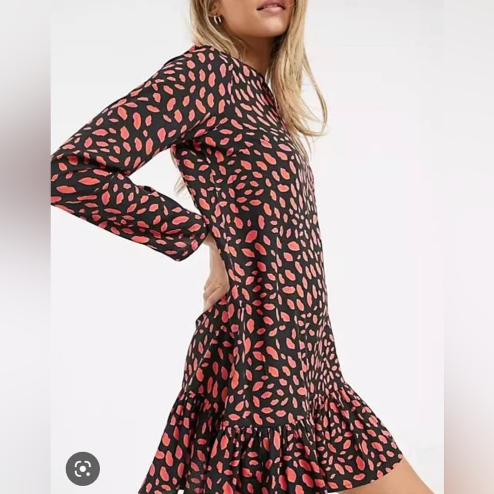 Wednesday’s Girl Long Sleeved Smock Lip Print Valentine Dress Size XS